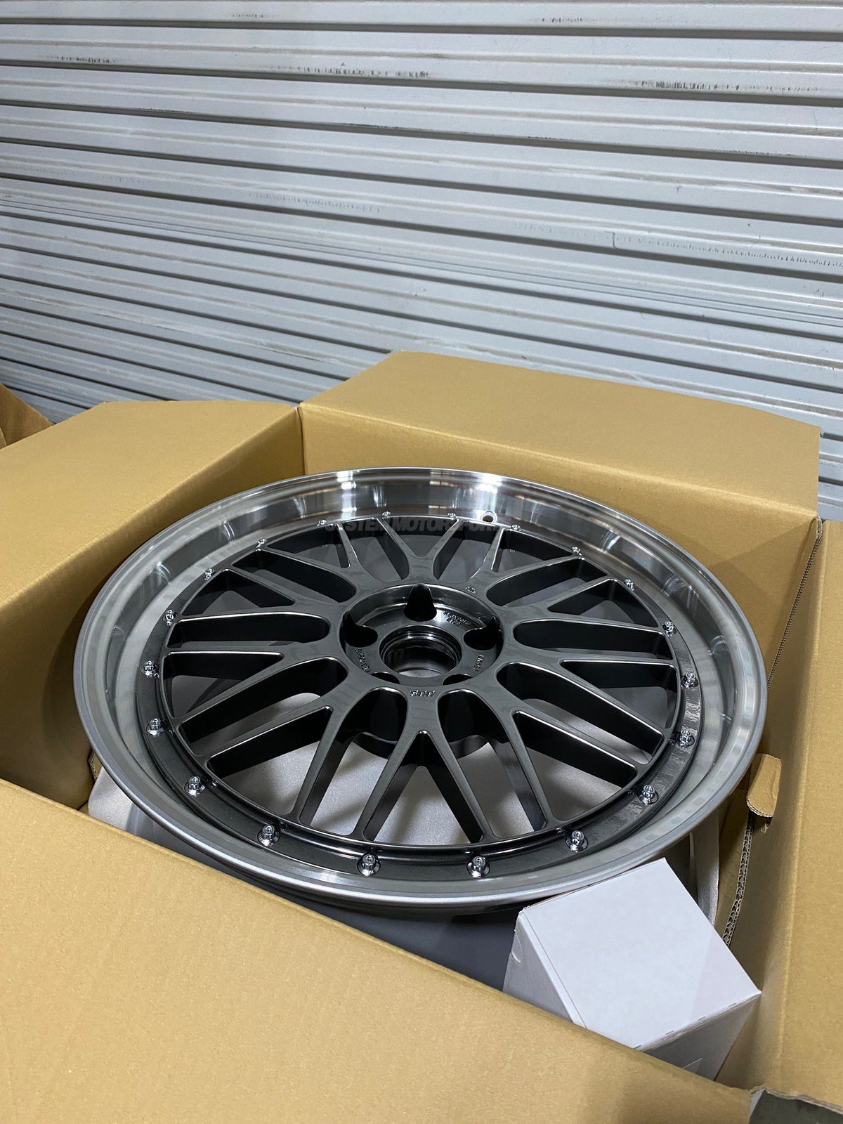 BBS LM - 20x9 / 5x114.3 - Diamond Black w/ Diamond Cut Rim (Tesla Model 3 / Tesla Model Y Fitment) *Set of 4*