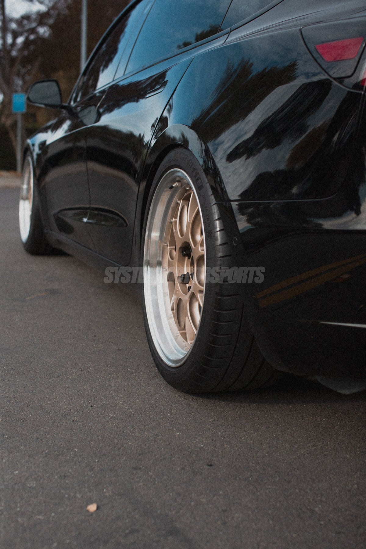 BBS LM-R - 19x9.5 / +25 / 5x114.3 - Diamond Silver w/ Diamond Cut Rim (Tesla Model 3/Y Fitment) *Set of 4*