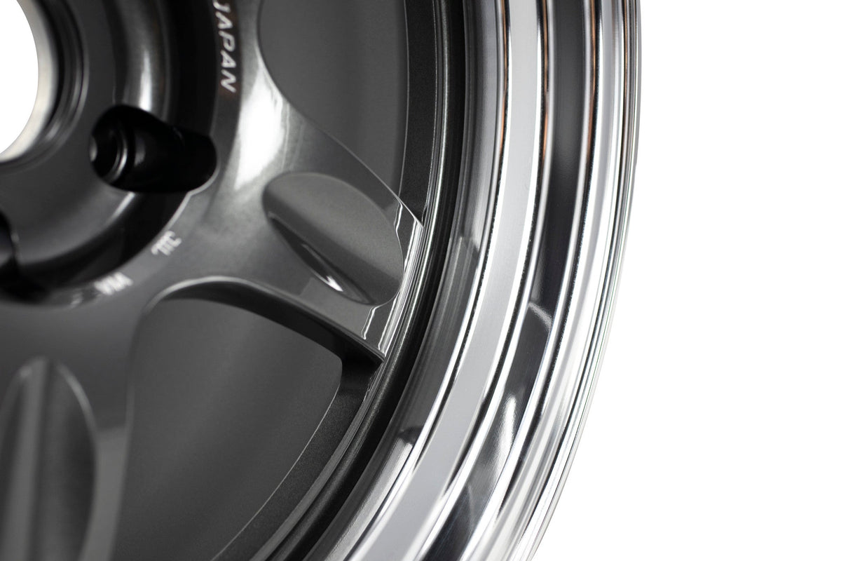 Volk Racing 21C - 18x10.5 +15 5x114.3 - Gunmetal / Rim DC *Set of 4*