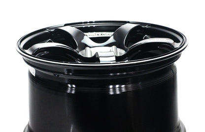Advan Racing TC-4 SE - 16"