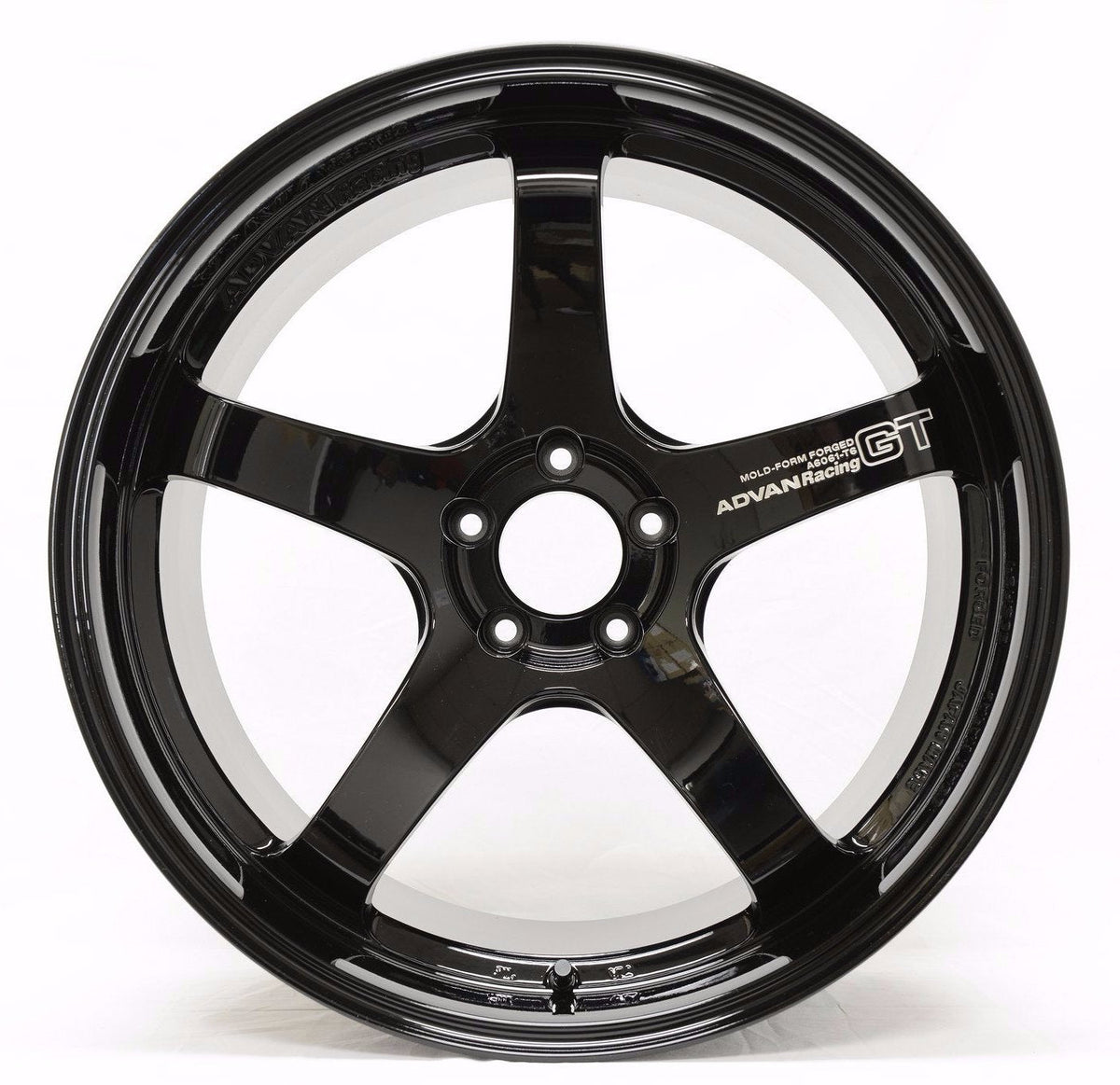 Advan Racing GT - 18"