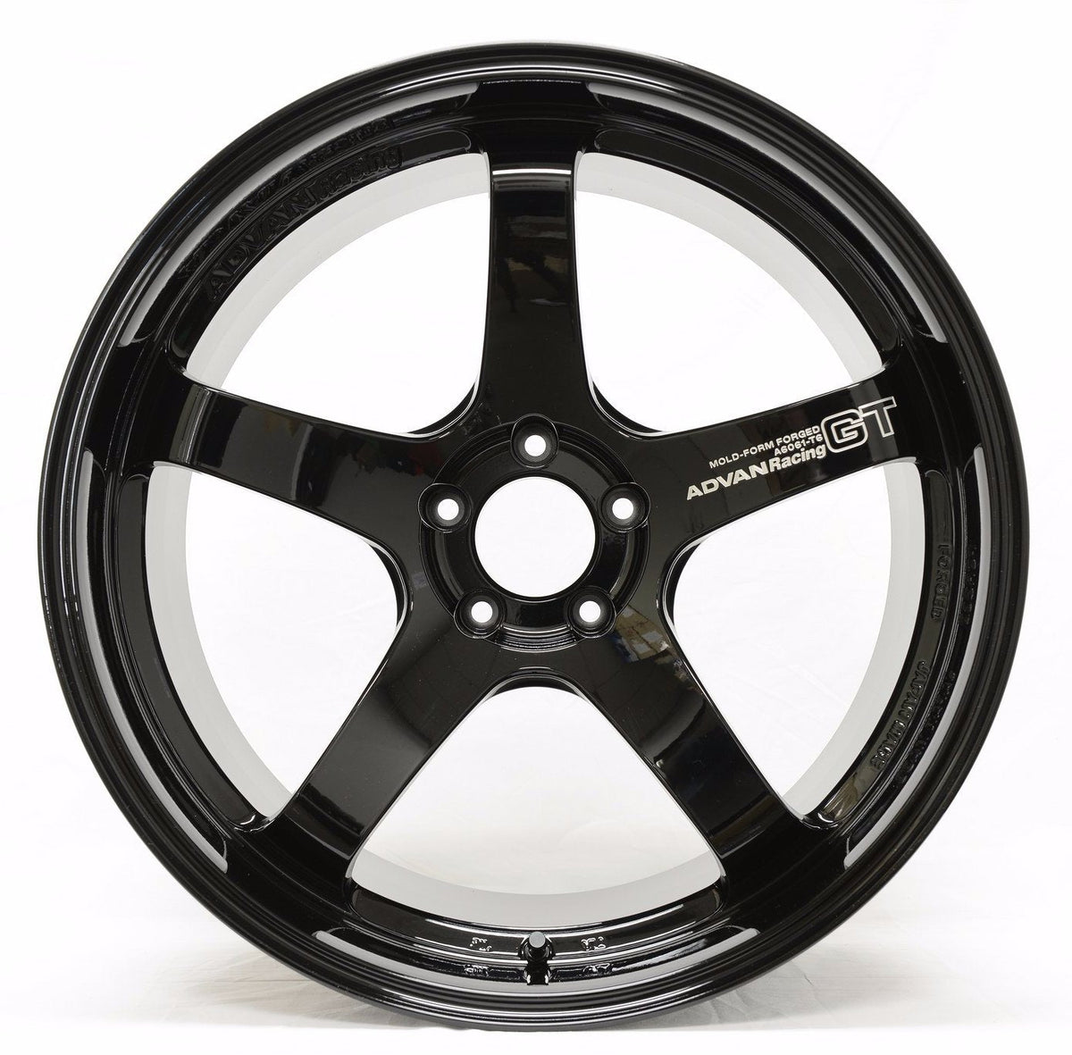 Advan Racing GT - 19"