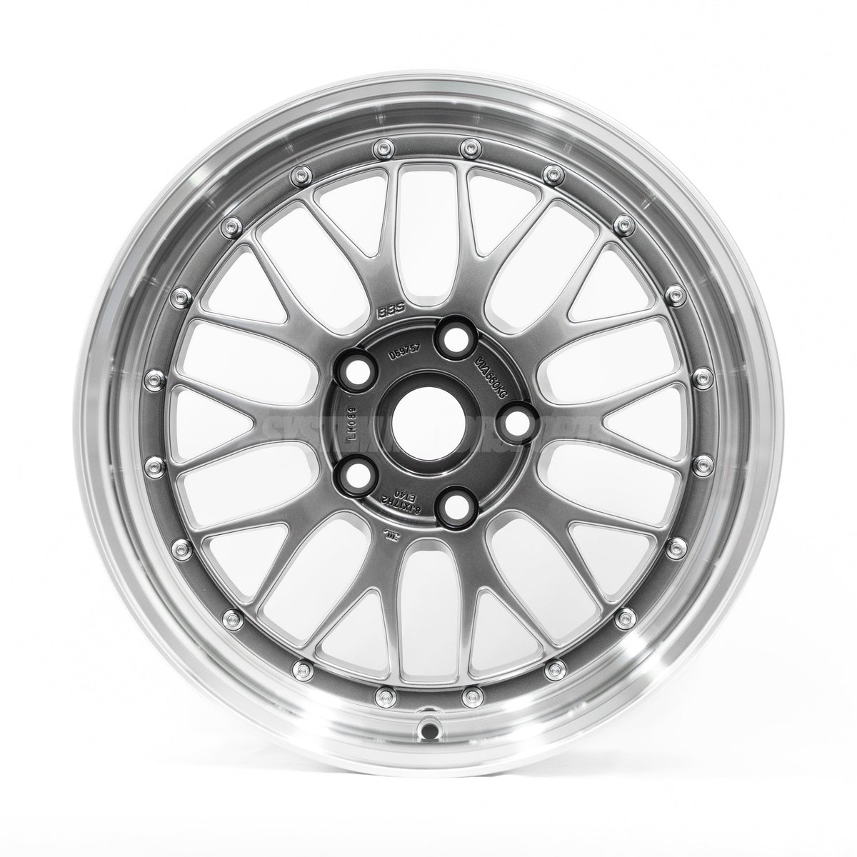 BBS LM - 17x8.5 / +18 / 5x120 - Diamond Black w/ Diamond Cut Rim (E30 M3 Fitment) *Set of 4*