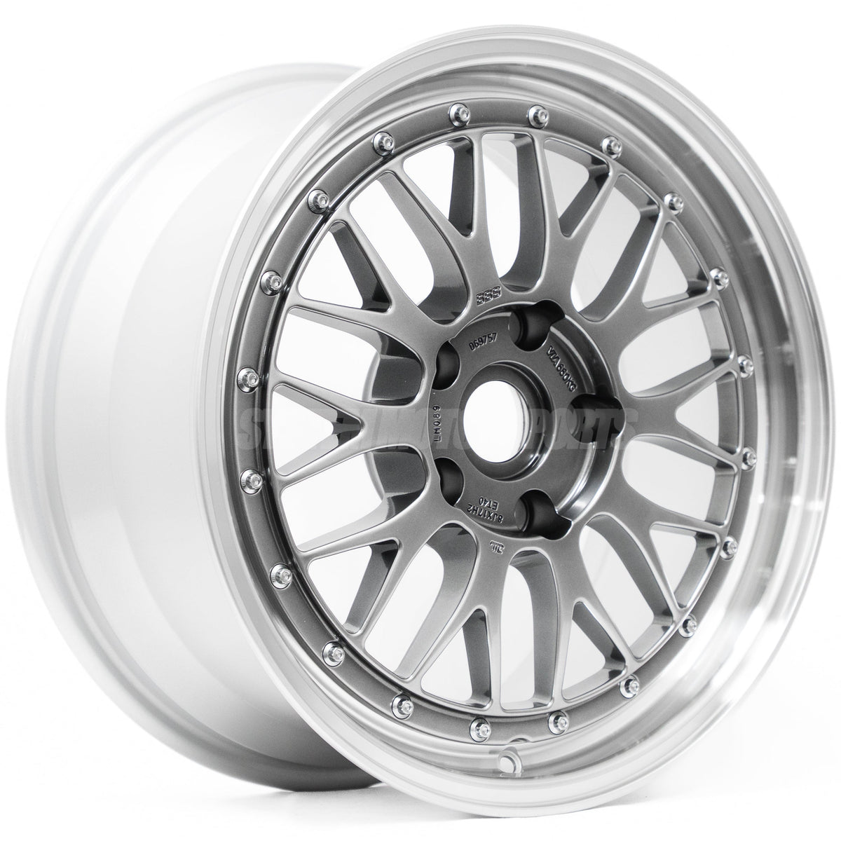 BBS LM - 17x8.5 / +18 / 5x120 (E30 M3 Fitment) *Set of 4*