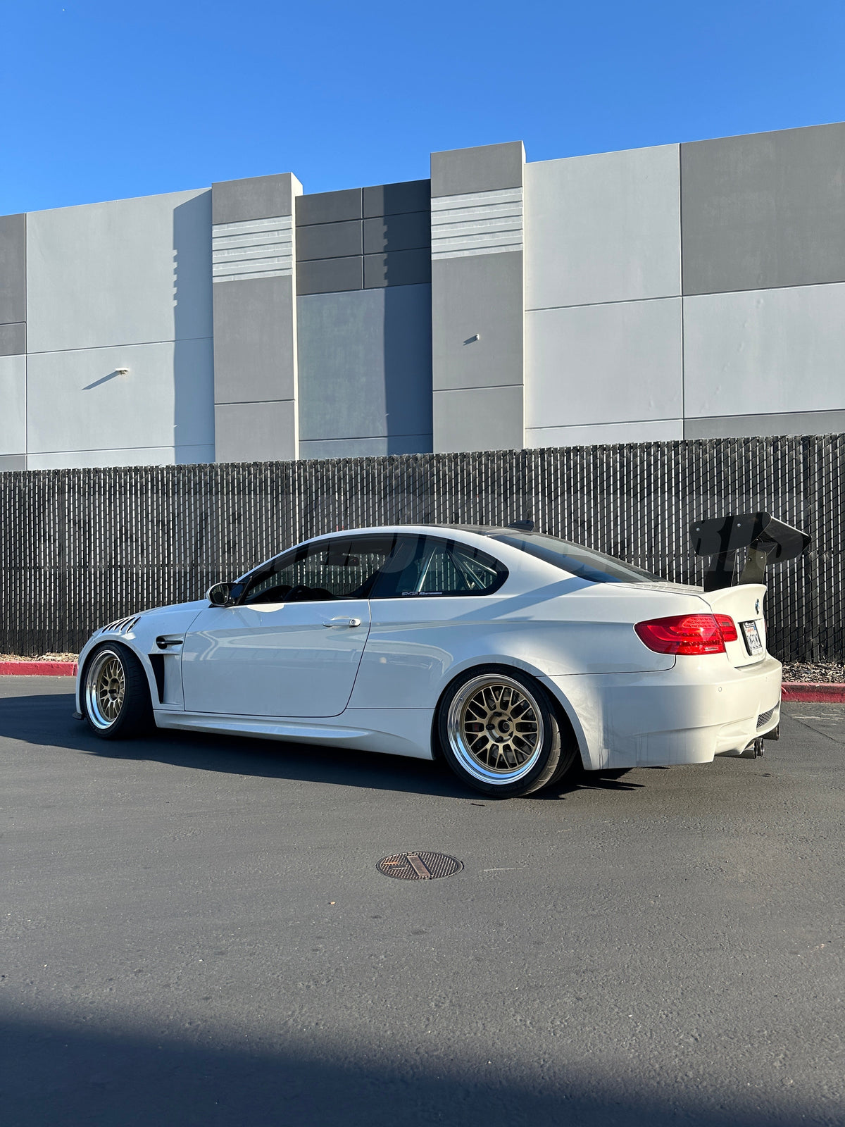 Volk Racing 21A - 18x9.5 / +22 / 5x120 - Gold / Rim DC *Set of 4*