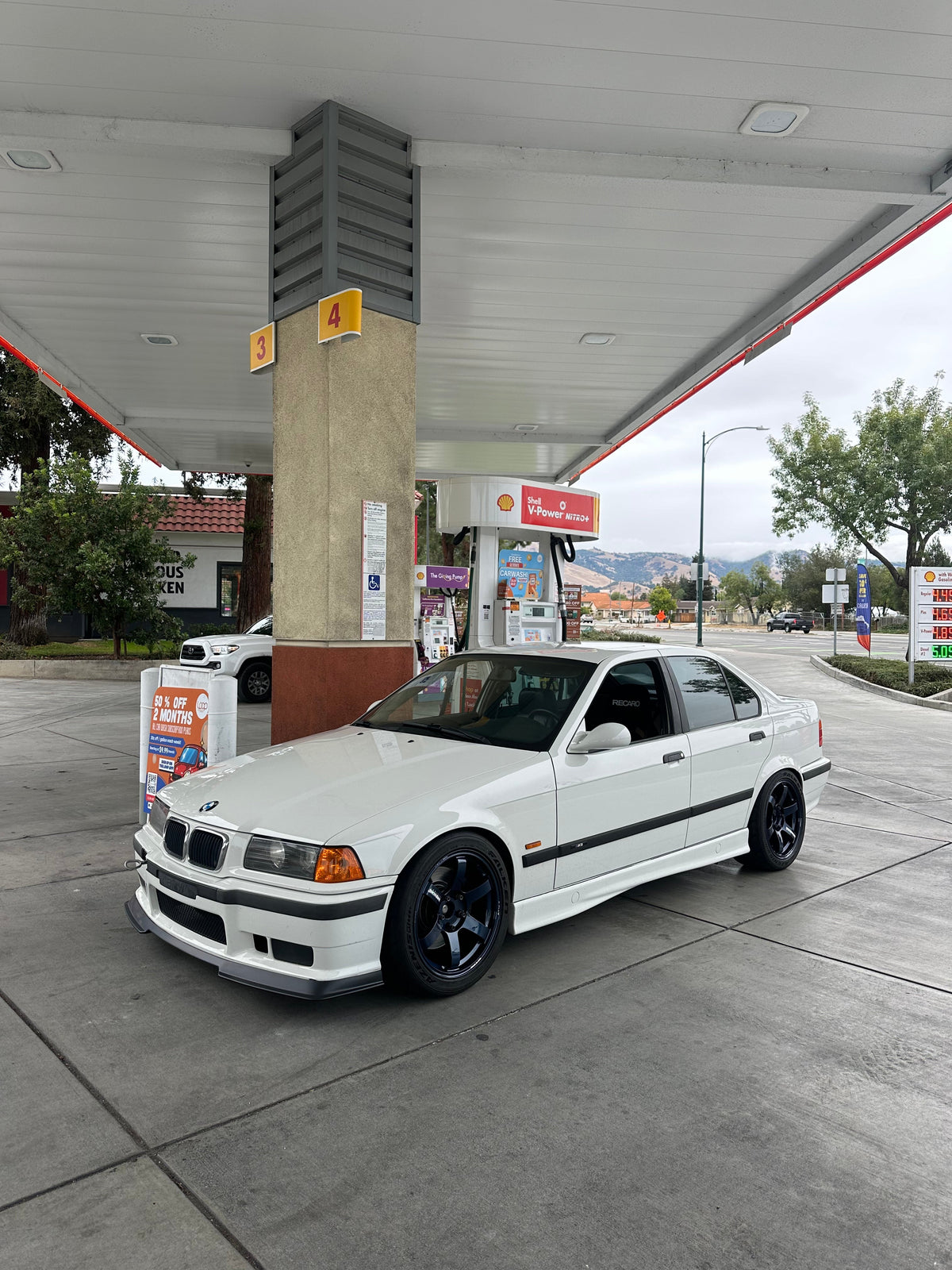 Volk Racing TE37 Saga S-Plus - 17x9 / +35 / 5x120 - Diamond Silver (BMW E36 M3 Fitment) *Set of 4*