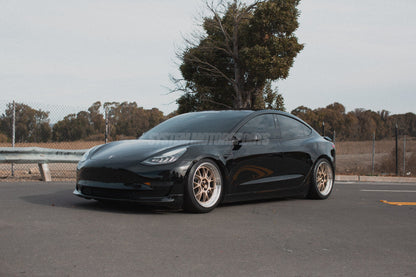 BBS LM-R - 19x9.5 / +25 / 5x114.3 - Diamond Silver w/ Diamond Cut Rim (Tesla Model 3/Y Fitment) *Set of 4*